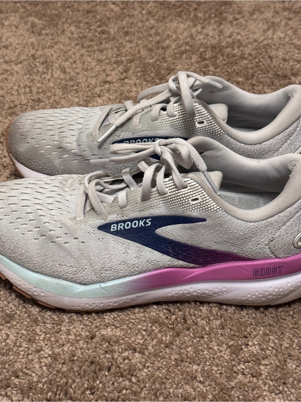Brooks Ghost 16 Sneakers Womens 8 Gray Purple Athletic Running Gym Shoes Logo